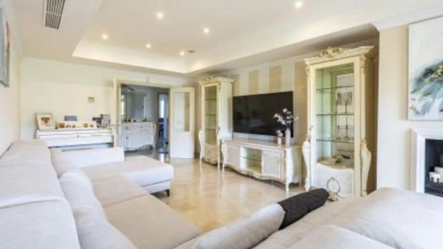 Apartamento de alquiler en De la Cruz, 21, Lomas de Marbella Club - Foto 1