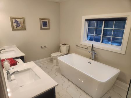 For Lease - 452 D'arcy Street Unit# Main Unit, Newmarket, Ontario - Photo 4