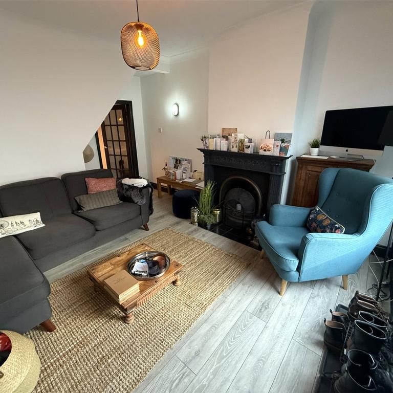 3 bedroom terraced house to rent - Photo 1