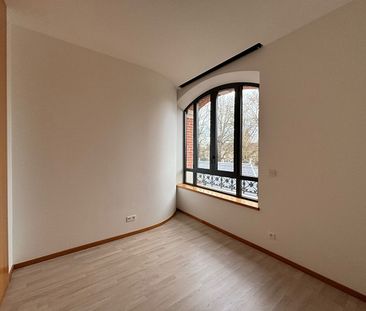 Location Appartement 3 pièces 73m² - Photo 2