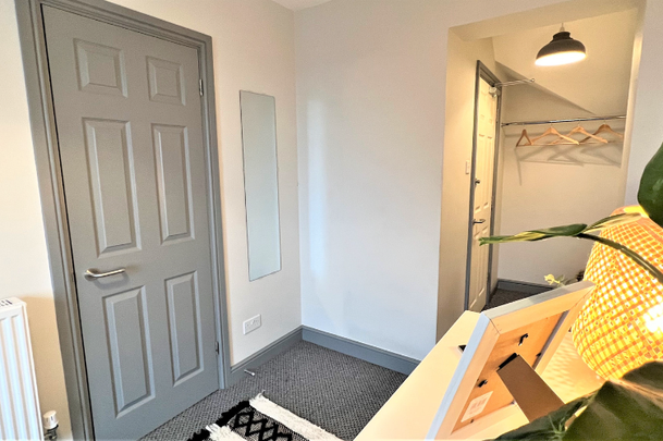 Elwick Road, Ashford - Photo 1