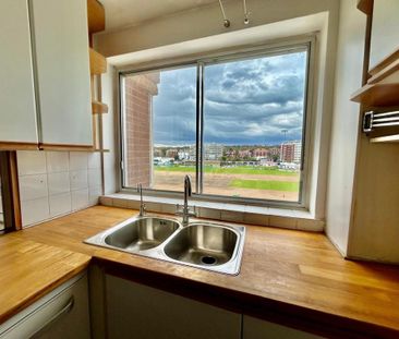 3 bedroom flat to rent - Photo 5