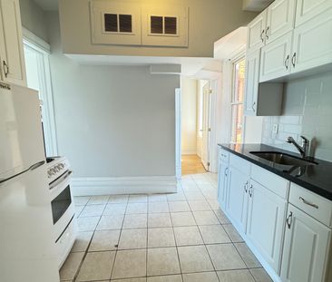 For Lease - 139 1/2 John Street Unit# 4, Hamilton, Ontario - Photo 4