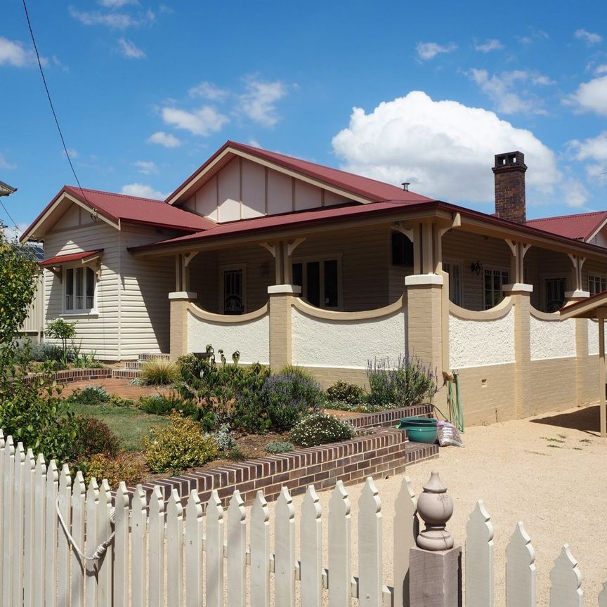 110A Barney Street, 2350, Armidale Nsw - Photo 1