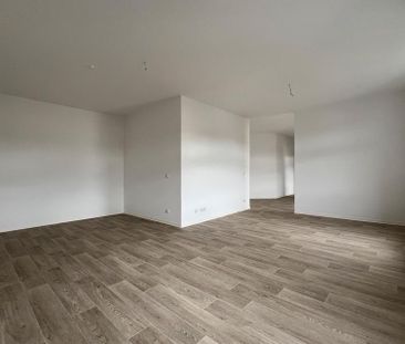 Frisch renoviert... neuer Bodenbelag... - Foto 2