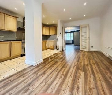 3 bedroom semi-detached house to rent - Photo 3