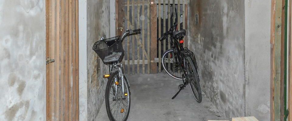 Schöne Stadtrandlage in Hartha, mit offener Küche, Wannenbad mit Fenster, Gartennutzung, ... - Photo 1