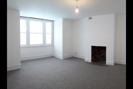 1 Bed Flat, St. Mark's Rise, E8 - Photo 2