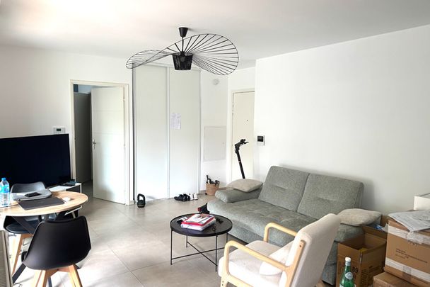 Appartement neuf T2 - 44.46 m2 - à 100 m des facultés au calme - Photo 1