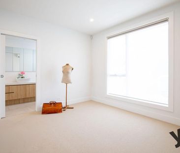 Stop Scrolling. This Is the One. - Photo 4