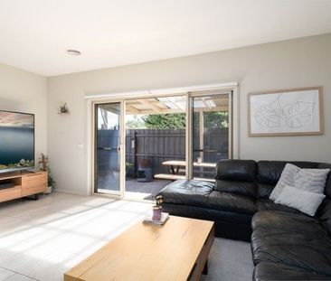 4/50 Patullos Road, Lara, VIC, 3212 - Photo 2