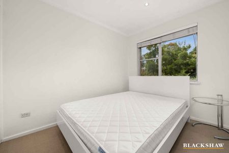 One Bedroom Apartment - Photo 5