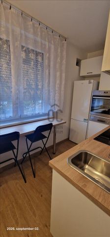 Kiadó újszerű állapotú panel lakás - Esztergom - Fotó 2