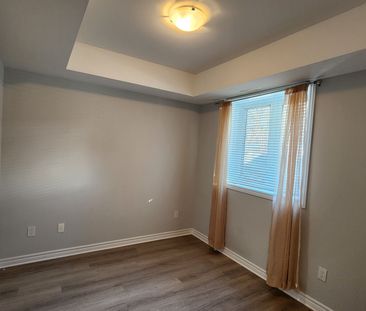 For Lease - 293 Everest Private Unit# A, Elmvale Acres and Area, On... - Photo 2