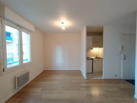 Location Appartement 2 pièces 28m² - Photo 3