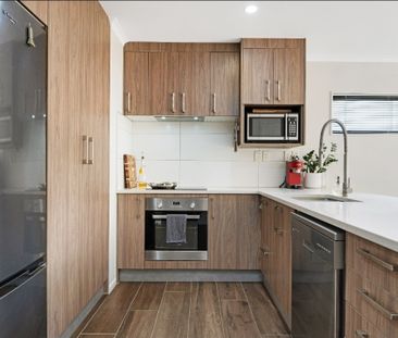 UNFURNISHED 3 BEDROOM HOME- POINT ENGLAND - Photo 6