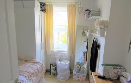 6 Bed Terraced House, Blaker Street, BN2 - Photo 4