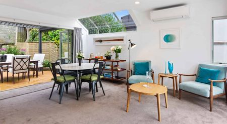 Like Living In Monaco - Photo 4