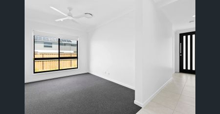 Modern, Low-Maintenance Home in a Quiet Neighbourhood - Photo 5