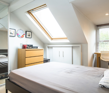 2 bedroom flat with balcony TO LET in prime Maida Vale - Photo 1 | Rentumo