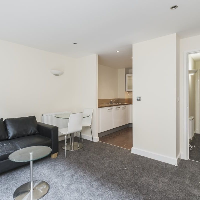 1 bedroom apartment to rent - Photo 1