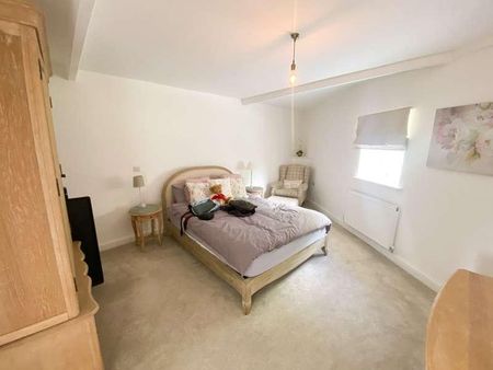 Dunford Road, Holmfirth, HD9 - Photo 4