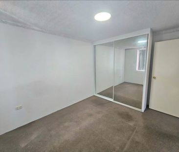 Well-Presented 2-Bedroom Unit in Convenient Mount Druitt Location - Photo 2