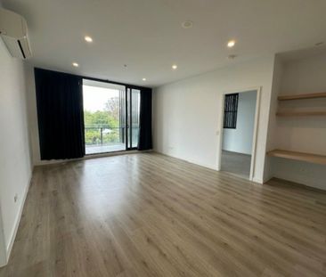 304/10 Aviators Way, Penrith NSW - Photo 2