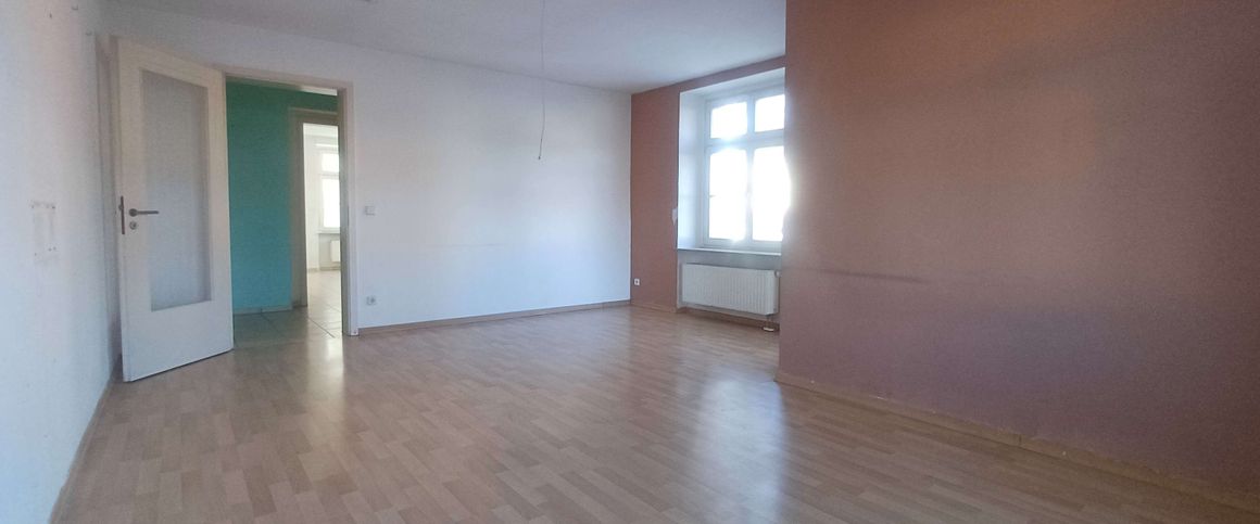 +++ große 2 Zimmer Wohnung mit Balkon sowie Stellplatz +++ - Foto 1