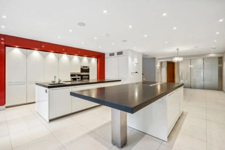 7 bedroom house in Chelsea - Photo 4