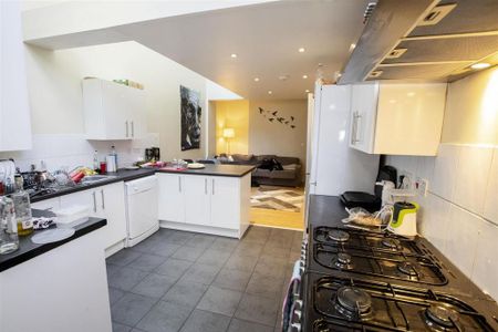 6 bedroom house to rent - Photo 5