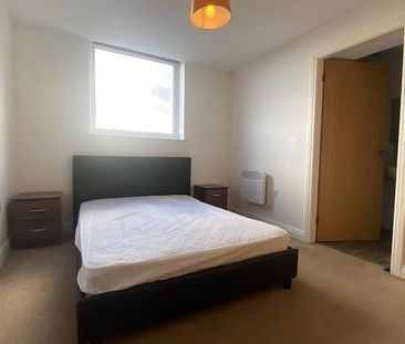 3 bedroom apartment to rent - Photo 4
