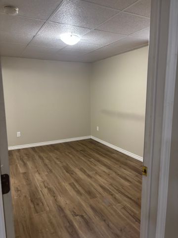 For Lease - 333 Berry Street, Shelburne, Ontario - Photo 3