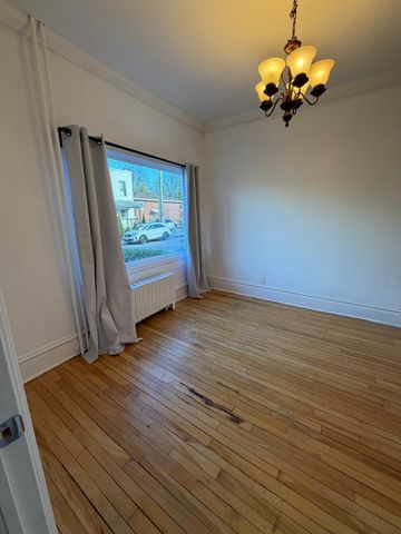 188 Carillion St - Photo 3