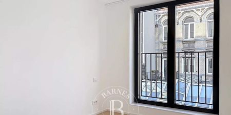 Appartement te huur in Brussel voor € 2.965 met 3 slaapkamers - Photo 2