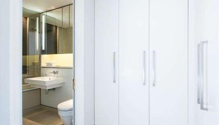 Green Street, Mayfair, London, W1K - Photo 3