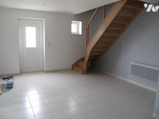 A LOUER MAISON MITOYENNE - AUMUR (39410) - Photo 1