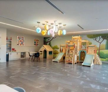 For Lease - 4055 Parkside Village Drive Unit# 1815, Mississauga, On... - Photo 4