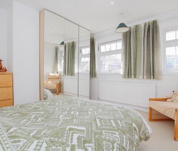 3 bedroom House To Let - Photo 6