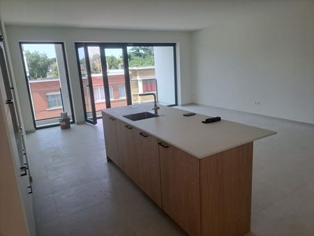 Appartement te huur - Foto 2