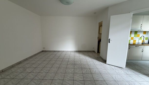 Appartement 2 pièces 39m2 REIMS 580 euros - Photo 1