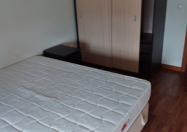 Apartamento T0+1 junto ao Centro Comercial Glicínias