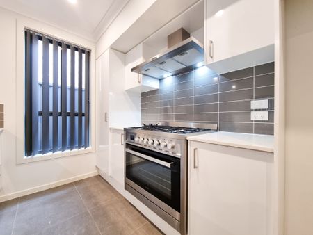 Bright Home - Photo 4