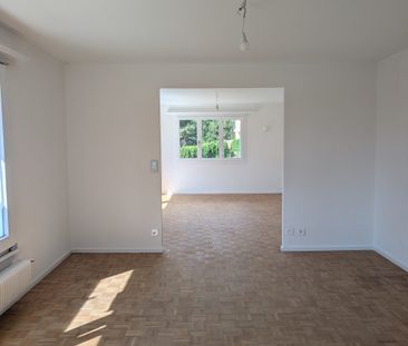 Appartement de 4.5 pièces au rez-de-chaussée, entièrement rénové - Photo 6