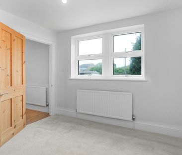 Semi-detached house to rent on - Photo 6