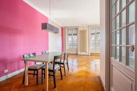 Appartement meublé vue Saône et Palais de Justice - Photo 3