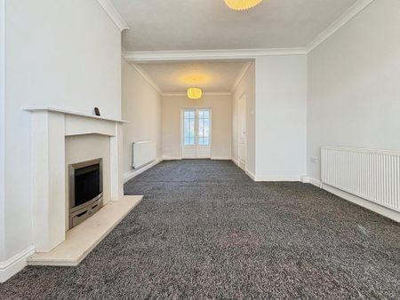 3 bedroom semi-detached house to rent - Photo 2