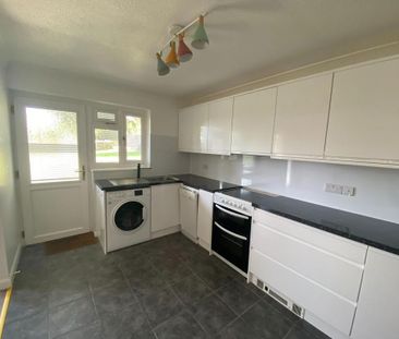 3 bedroom link detached house to rent - Photo 5