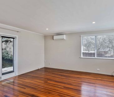 SITTING PRETTY - HILLCREST - Photo 4