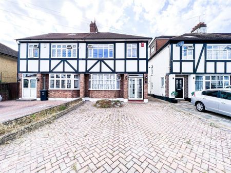 3 bedroom semi-detached house to rent - Photo 4